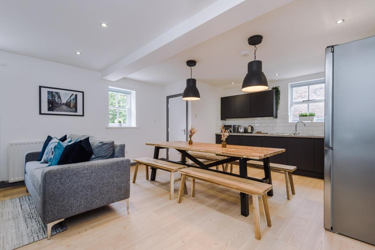 Holiday home Host & - The Roscoe Coach House